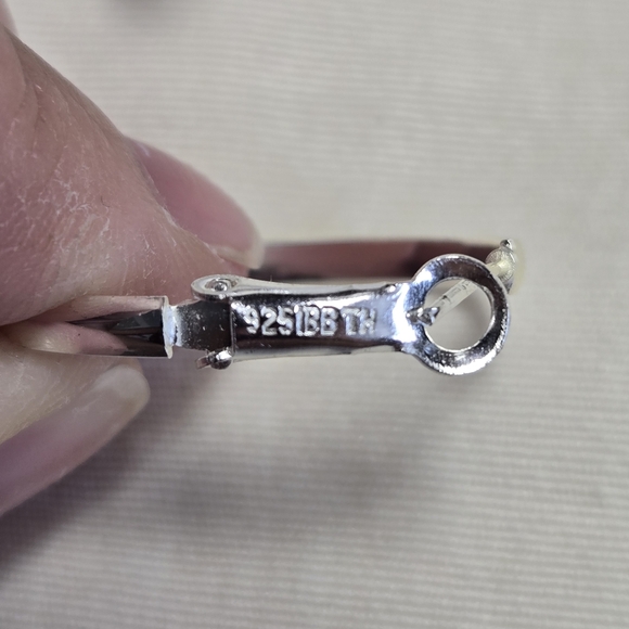 Sterling Silver Lever Back Hoop Earrings Appx 1" - Picture 2 of 4